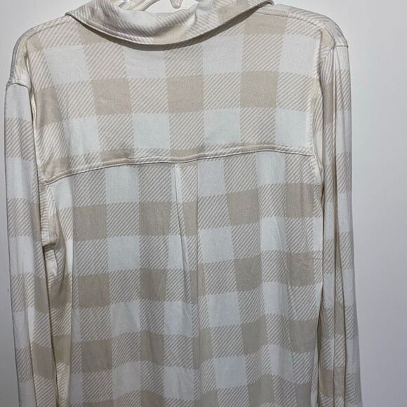 C&C California Women's Tan White Plaid Long Sleeve Button Up Shirt Medium NWT - Picture 7 of 10